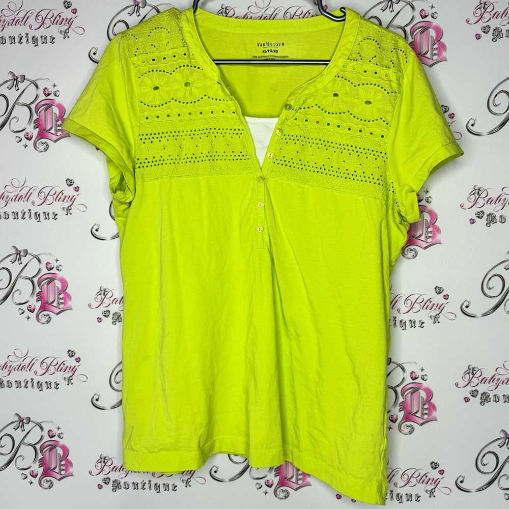 Van heusen shirt tshirt tee crochet with peekaboo white & Lime Green Eyelet Top